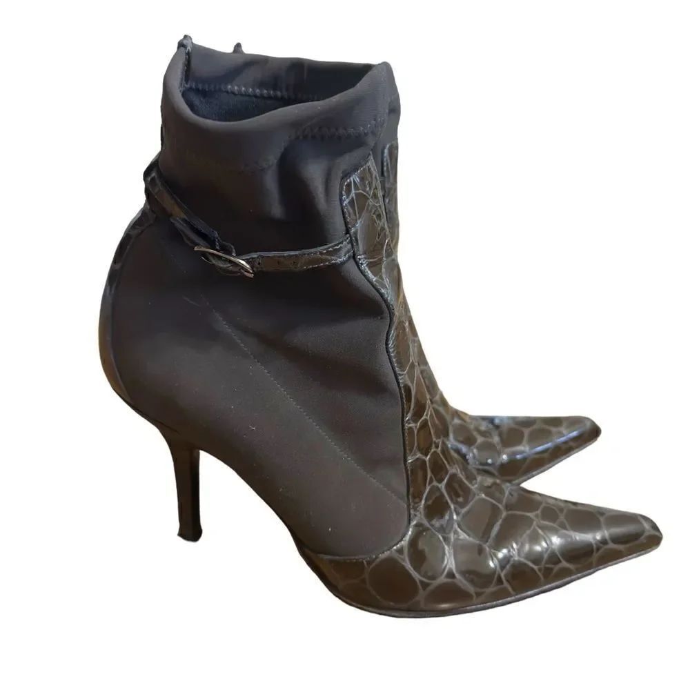 Donald J Pliner Gray Ankle Heel Boots Size 6 M